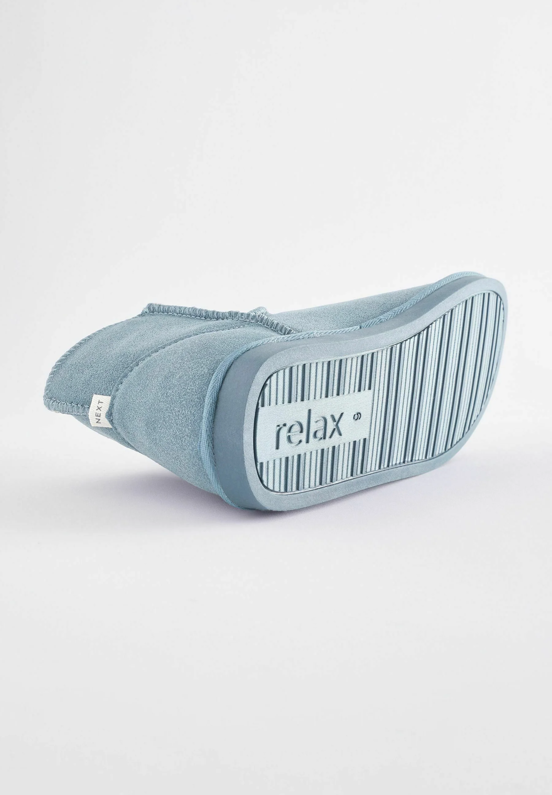 Siguiente REGULAR FIT - Pantuflas