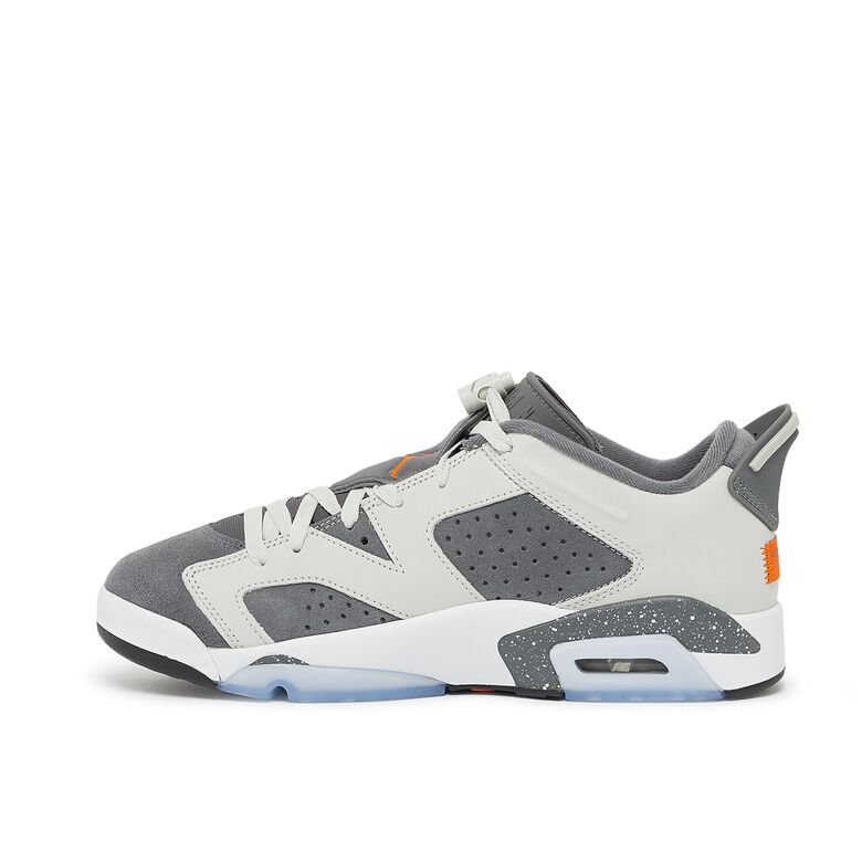 JORDAN x PSG Wmns Air Jordan 6 Retro Low 