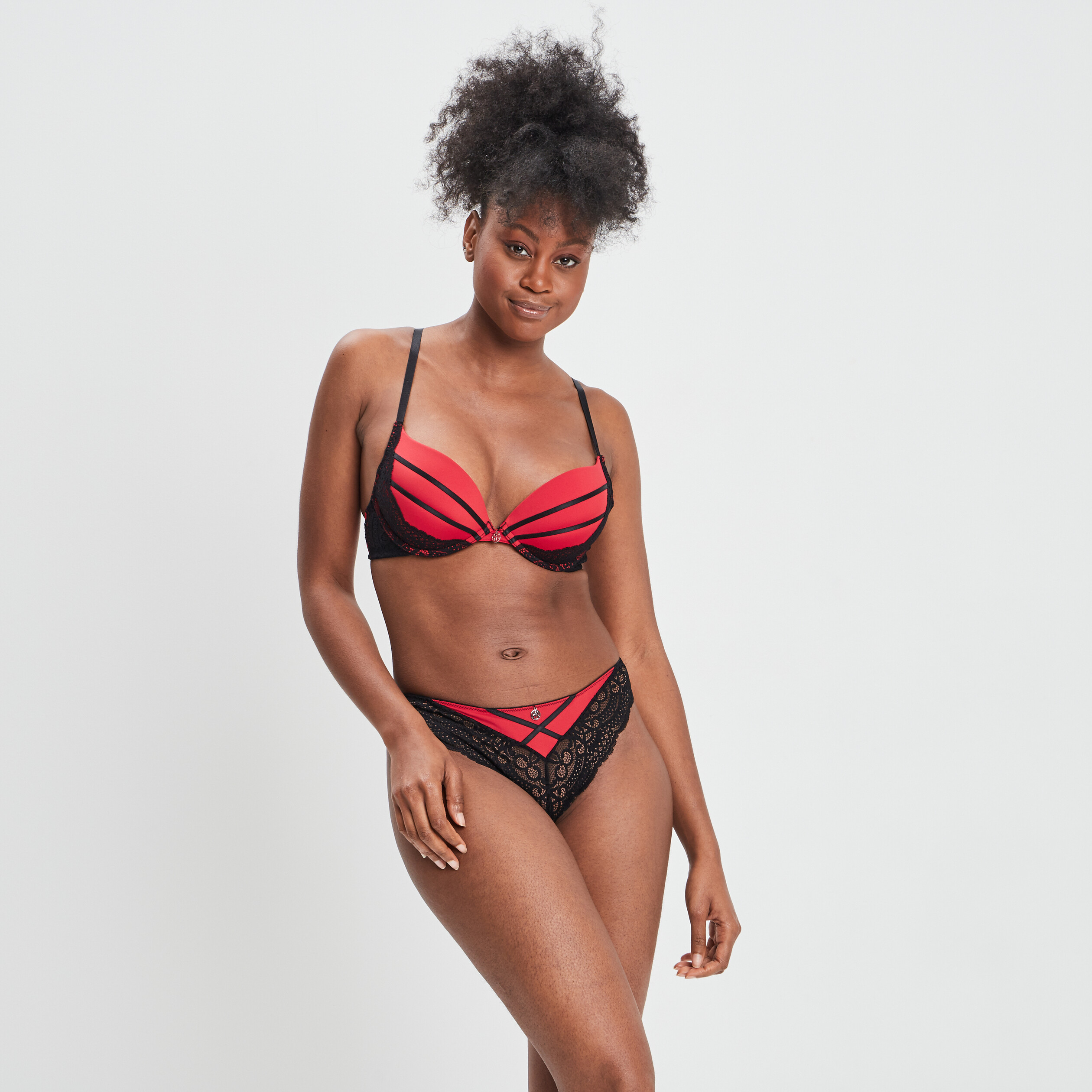 Soutien-gorge maxi push-up rouge femme | La Halle