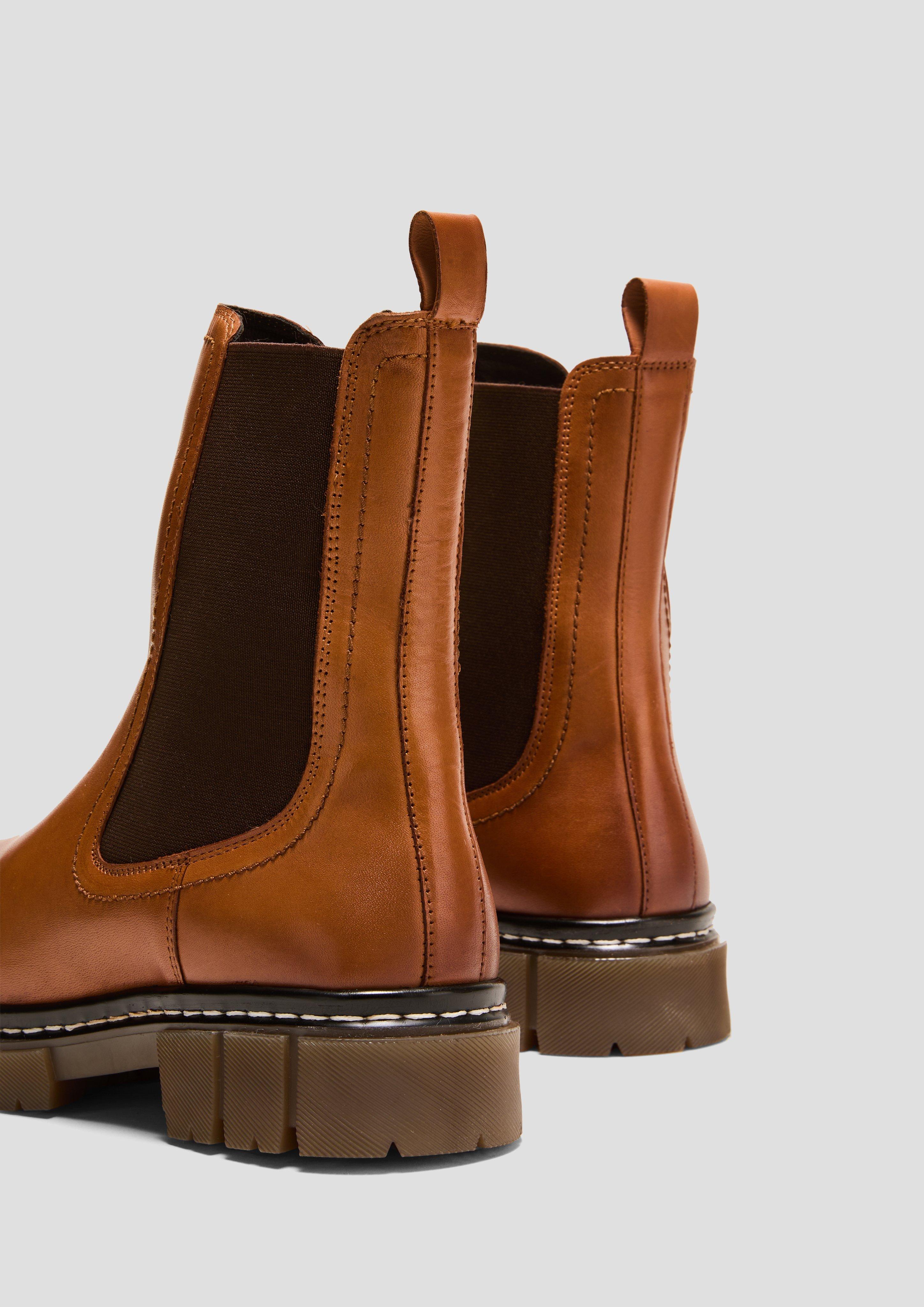 Chelsea Boots aus Leder  6008596-305