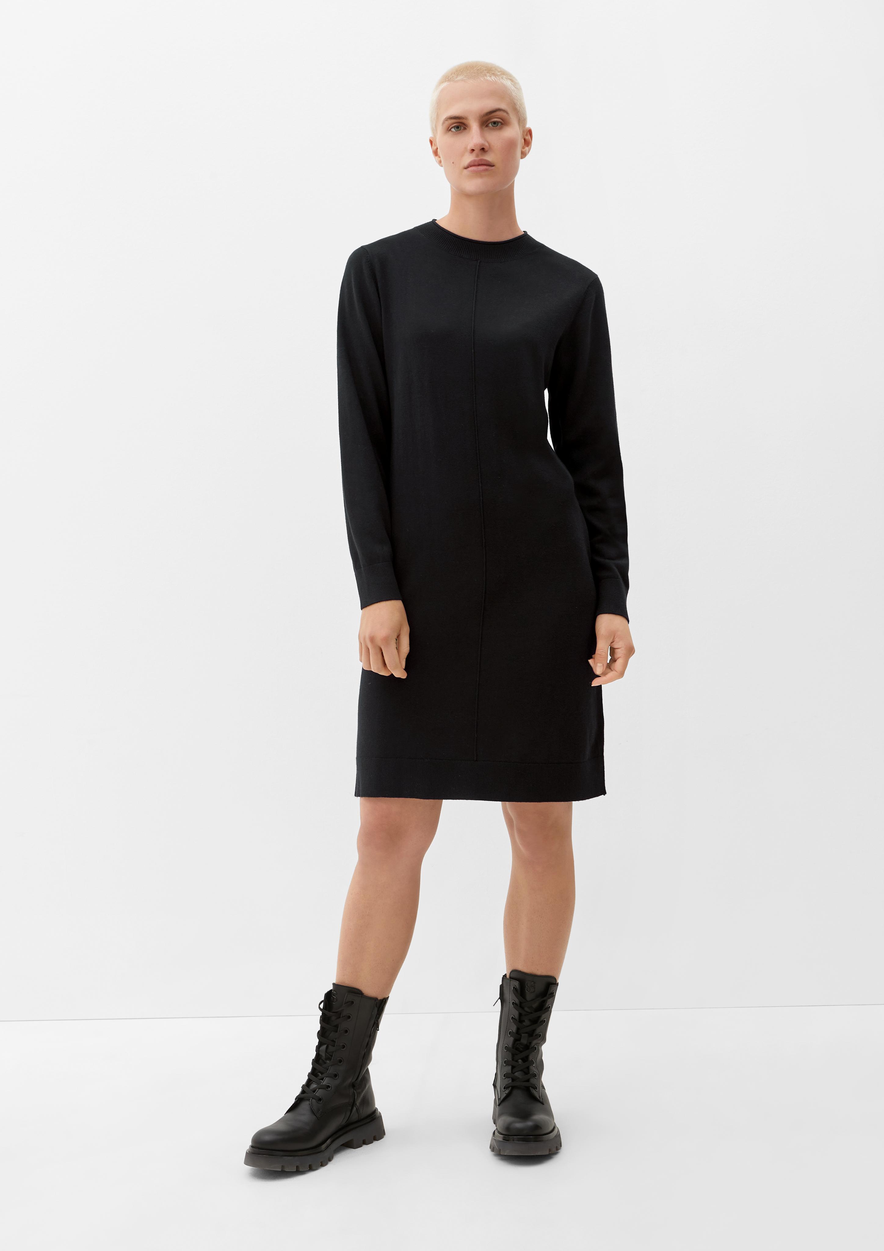 Strickkleid mit Rundhalsausschnitt  2124079-9999