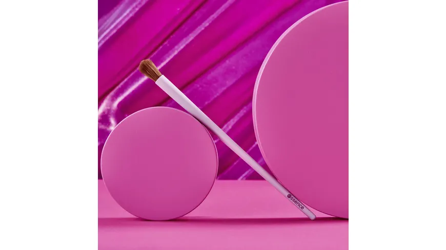 essence Blending Brush all in one