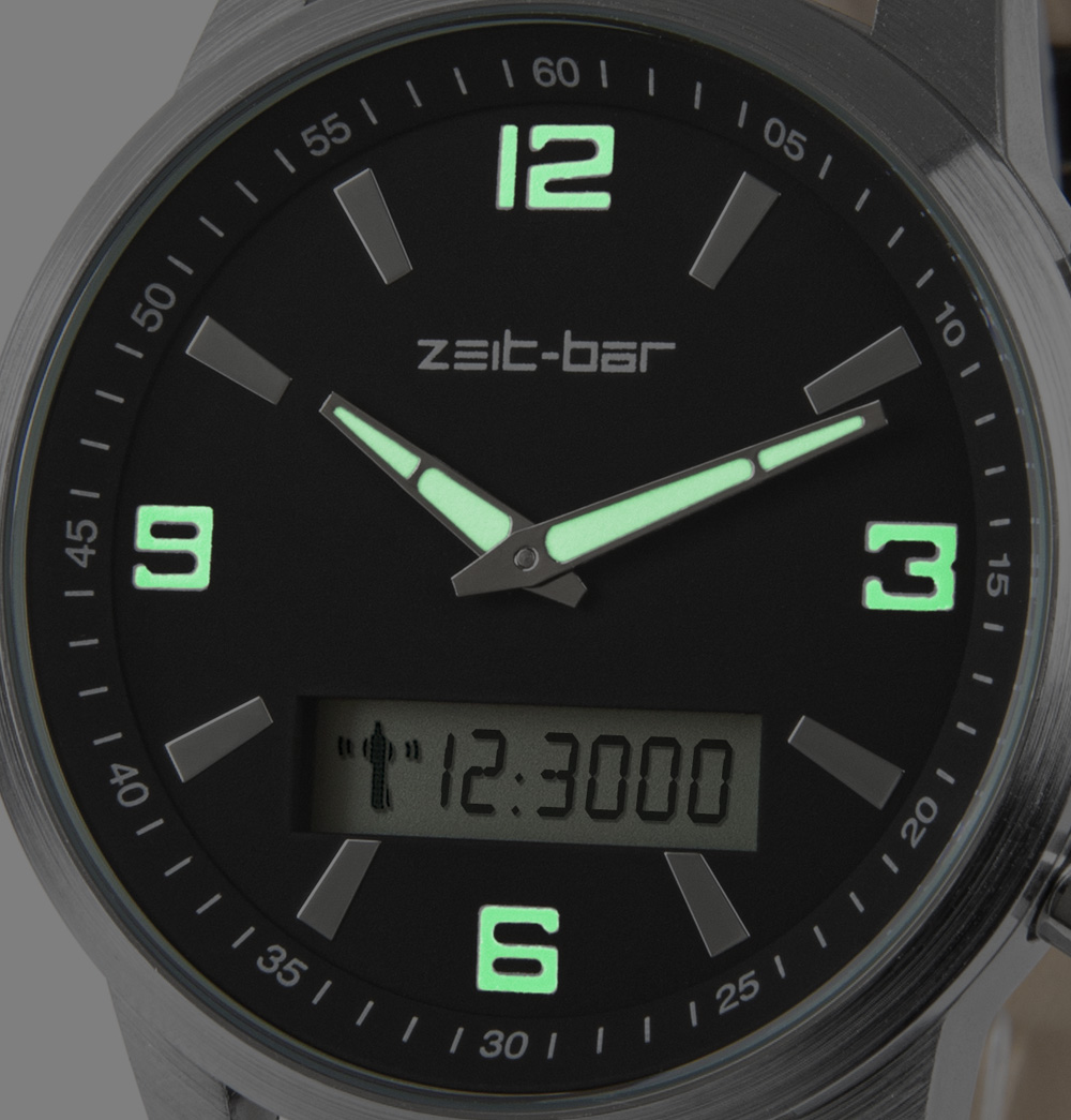 Zeit-Bar Funk-Armbanduhr mit Datums- und Wochentagsanzeige, Stoppuhr, Leuchtzeiger