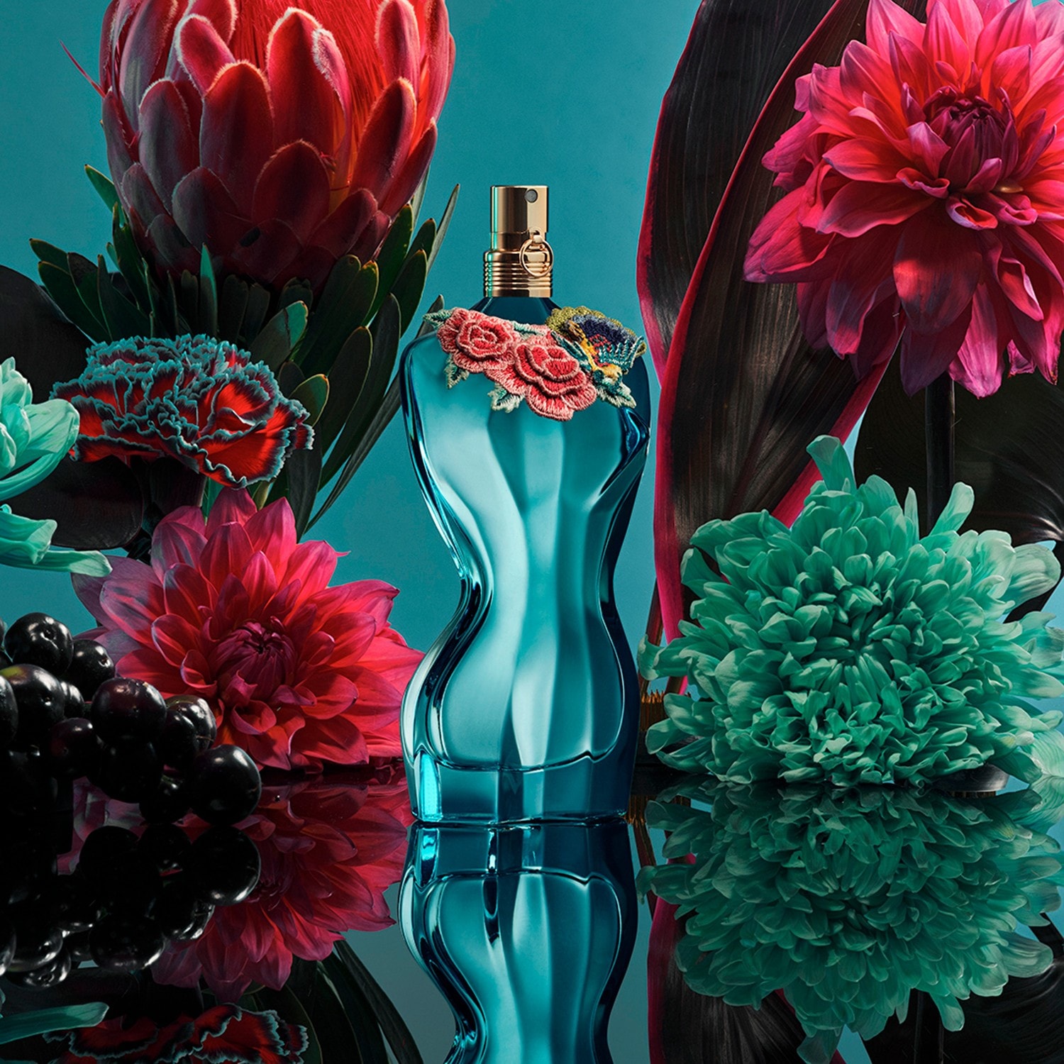 Jean Paul Gaultier Rojaus sodas