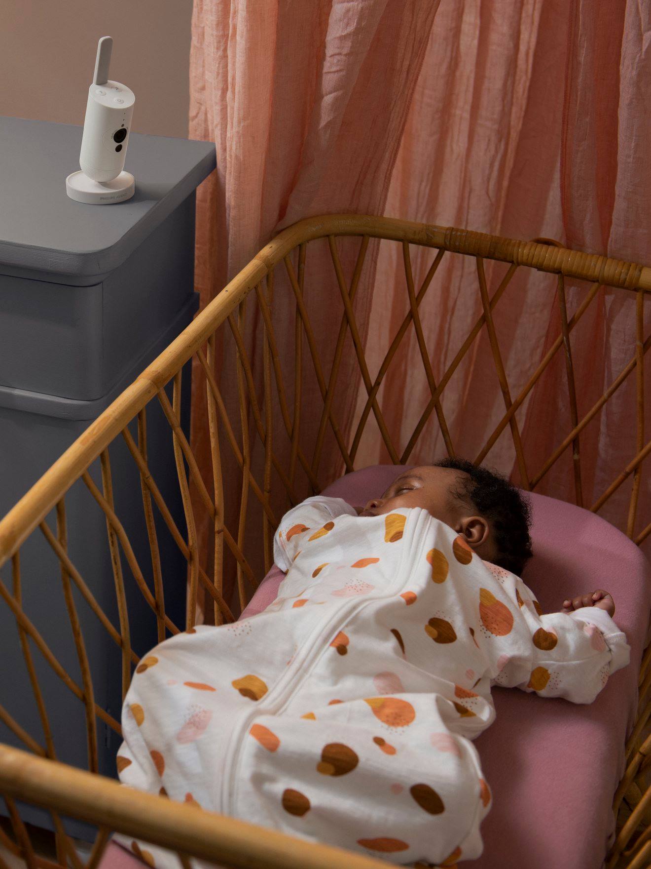Ecoute-bébé vidéo numérique connecté Philips AVENT SCD921 blanc