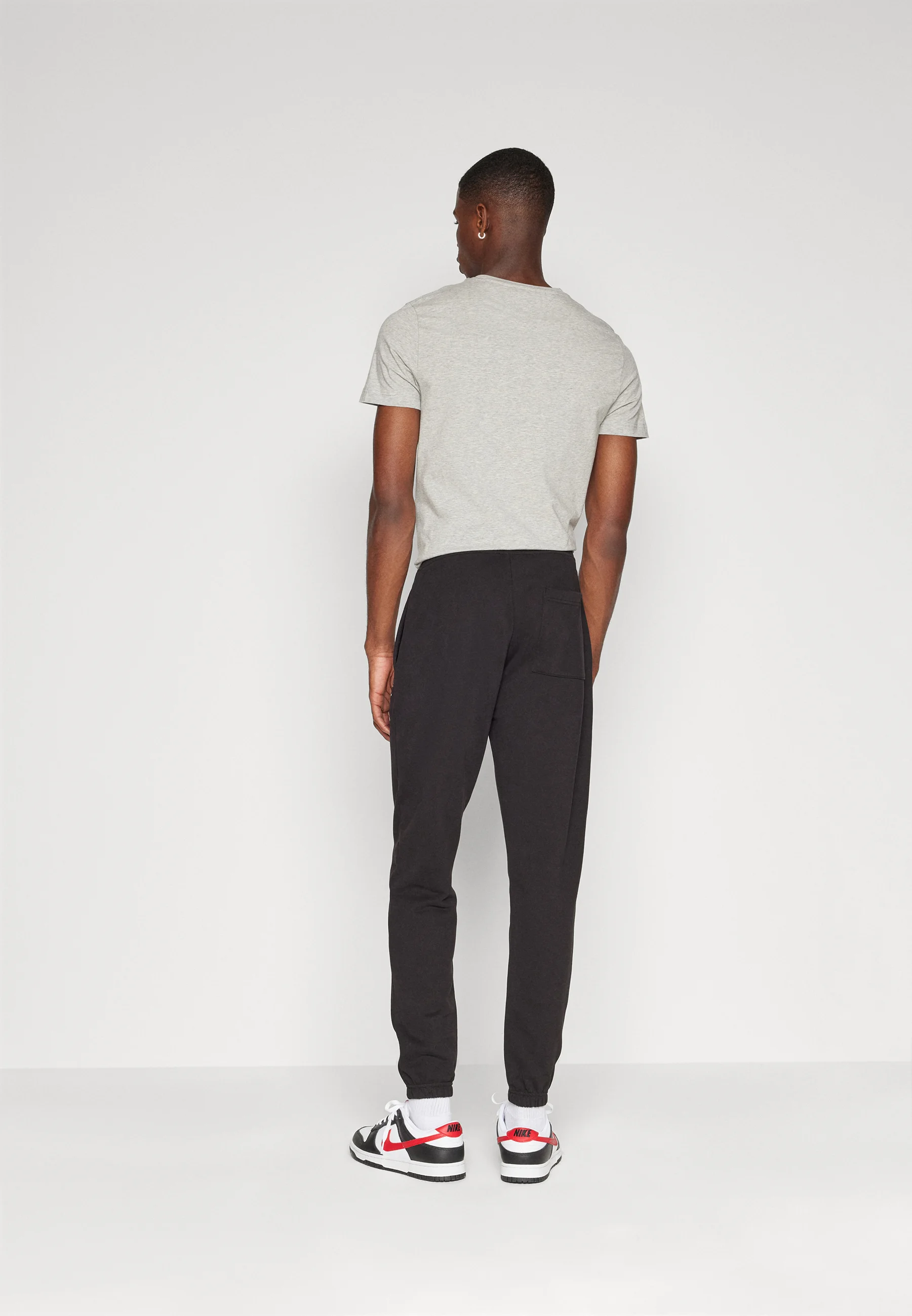 Tommy Jeans SLIM ENTRY GRAPHIC SWEATPANT - Pantalones deportivos