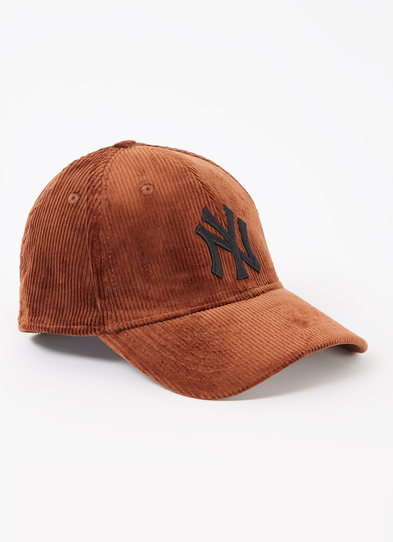 Czapka New Era z haftowanym logo New York Yankees.