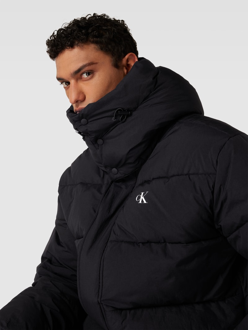 Relaxed Fit Steppjacke mit Label-Print in black