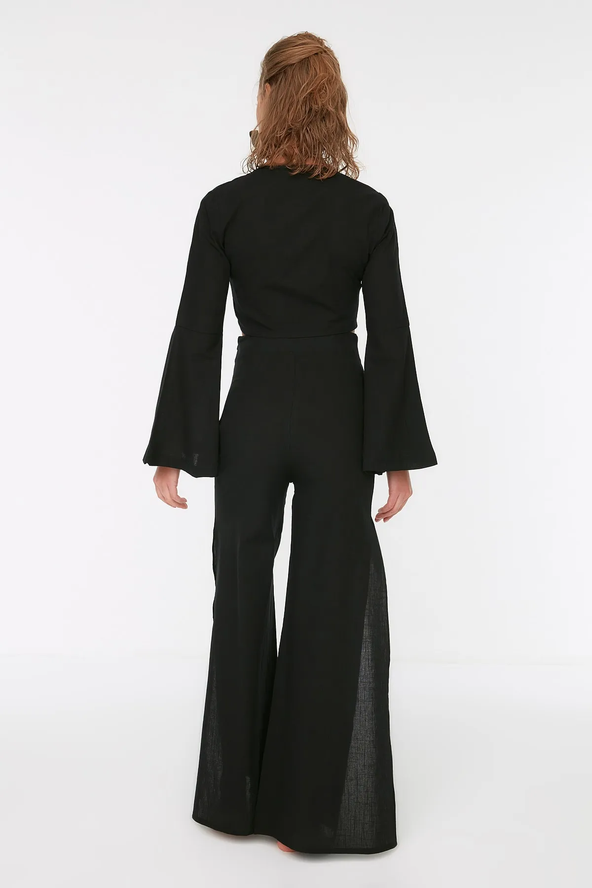 Trendyol Collection  Schwarzes Ärmelvolant-Schlitz-Strandbluse-Strandhosen-Set TBESS21AU0174