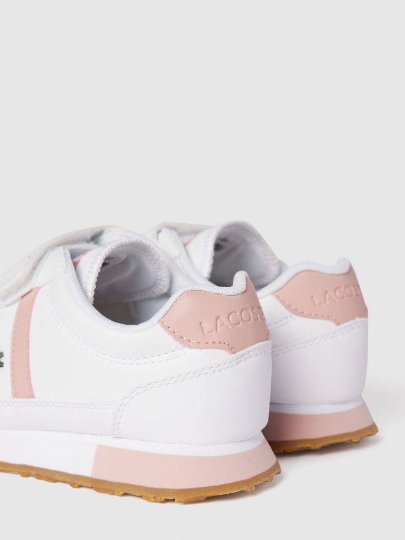Sneaker mit Brand-Stitching Modell 'PARTNER 0121 1 SUC' in weiß