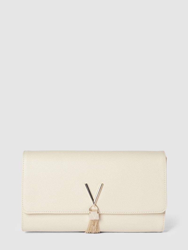 Clutch mit Label-Applikation Modell 'DIVINA' in beige