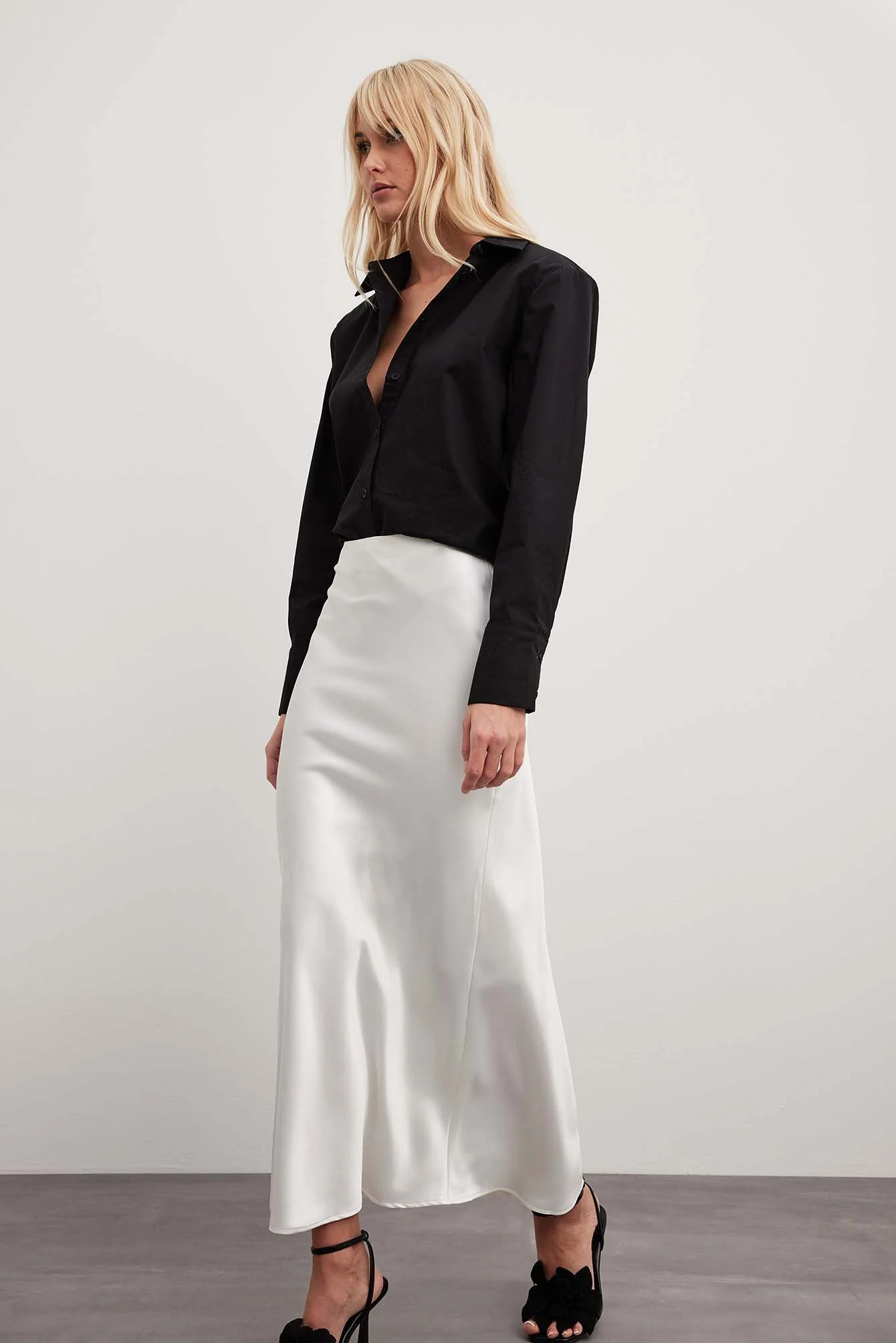Langarmhemdbluse mit Schulterpolstern