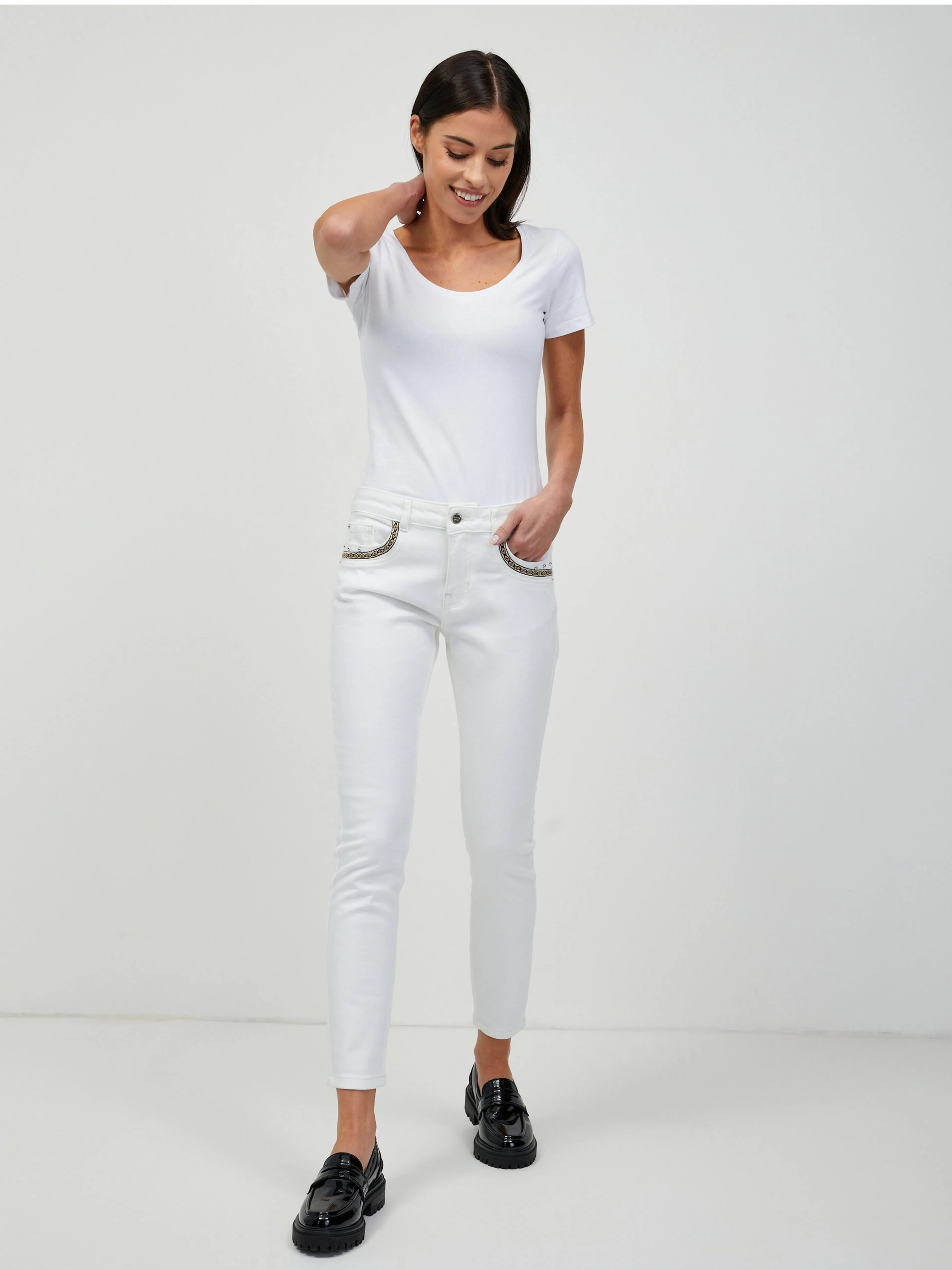 Weiße verkürzte Jeans im Skinny Fit ORSAY