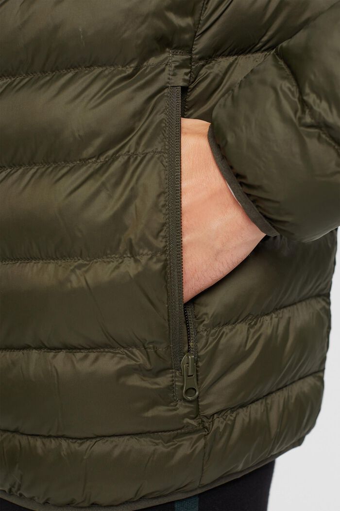 Steppjacke mit hohem Kragen