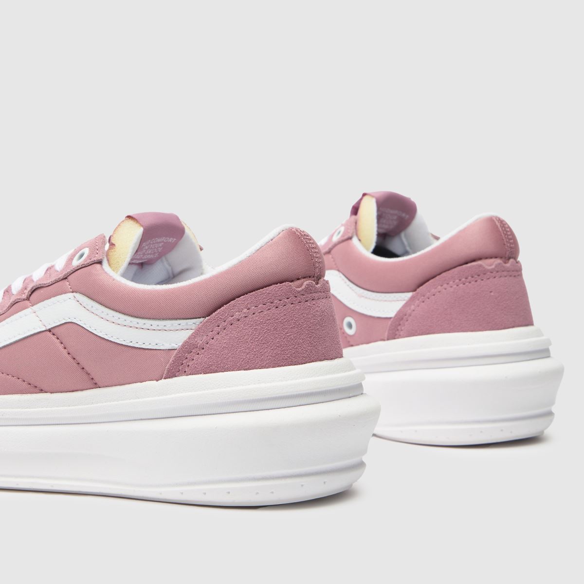 Vans comfycush old skool overt sportcipő rózsaszínben