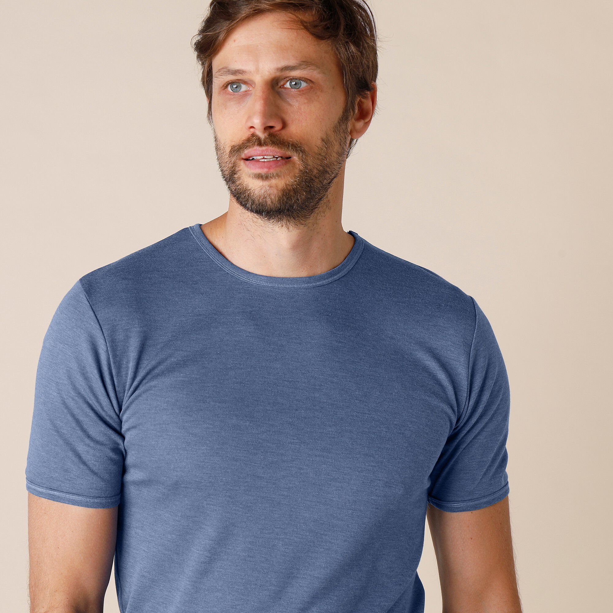 Tee-shirt sous-vêtement homme col rond manches courtes polyester