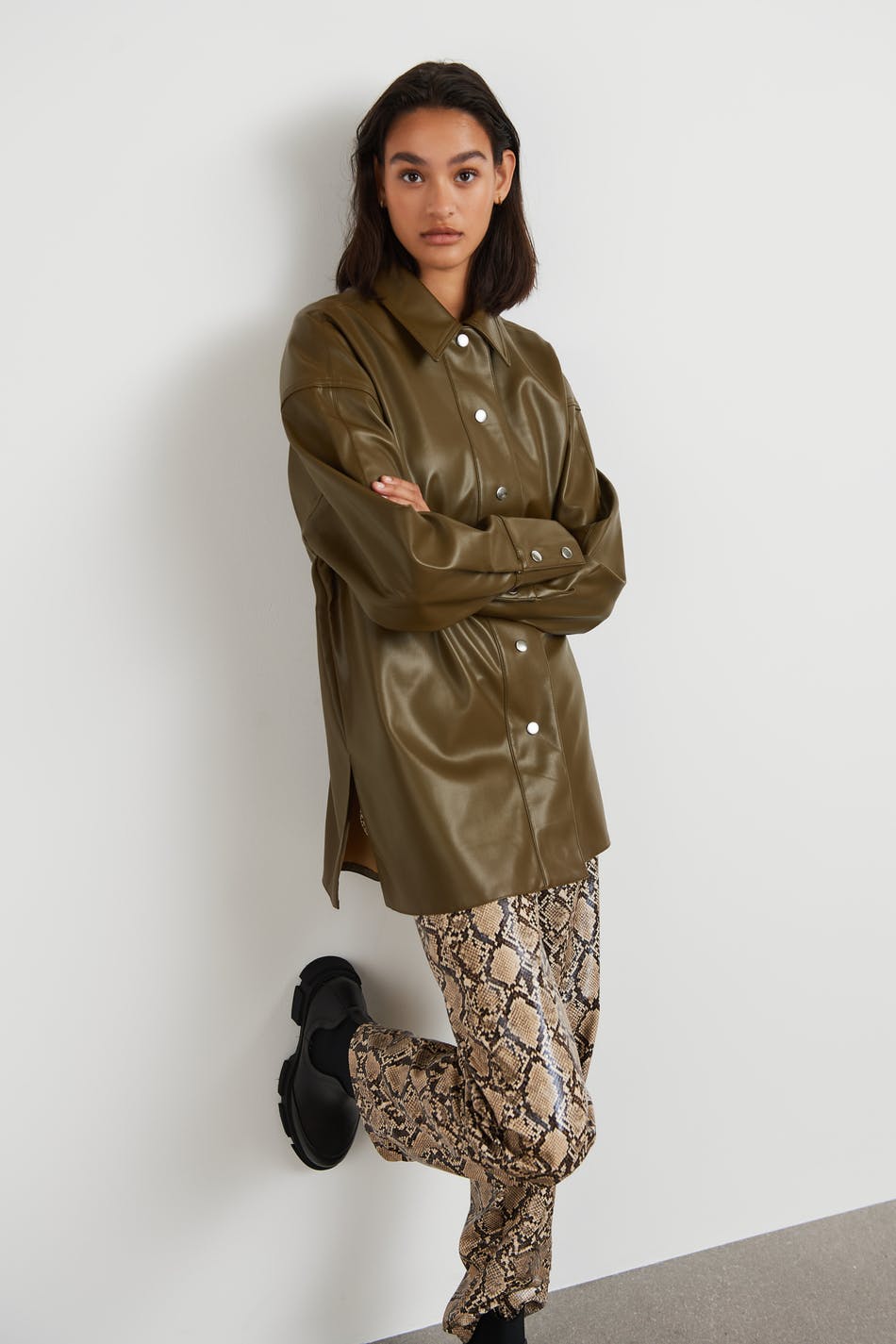 Magda pu shirt