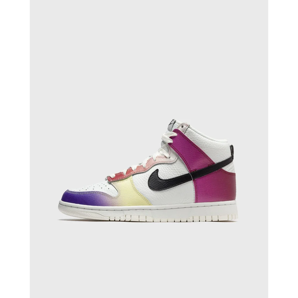 Nike Dunk High WMNS FD0802-100 / weiss