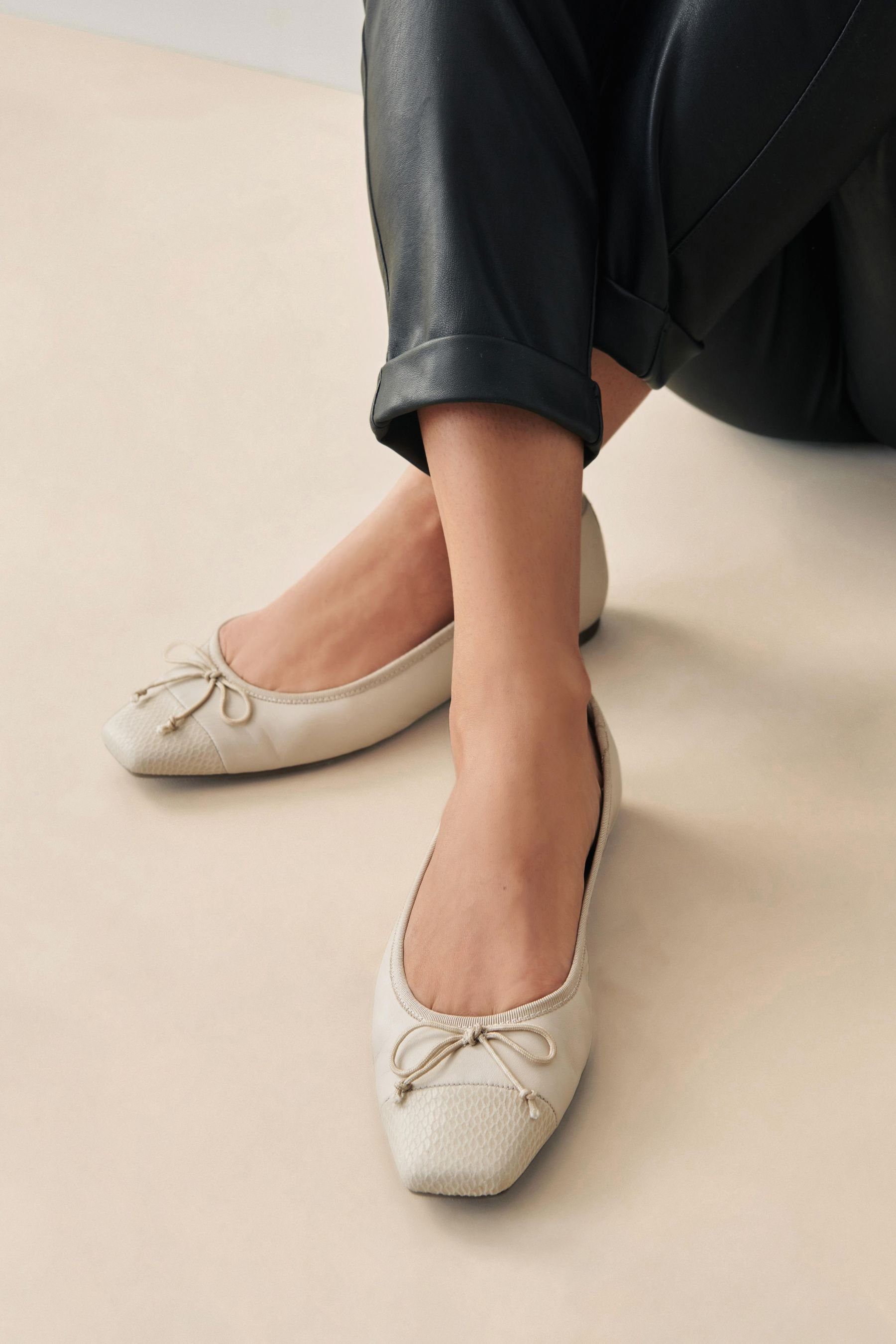 Next Ballerina aus Leder mit eckigem Zehenbereich Ballerina (1-tlg)