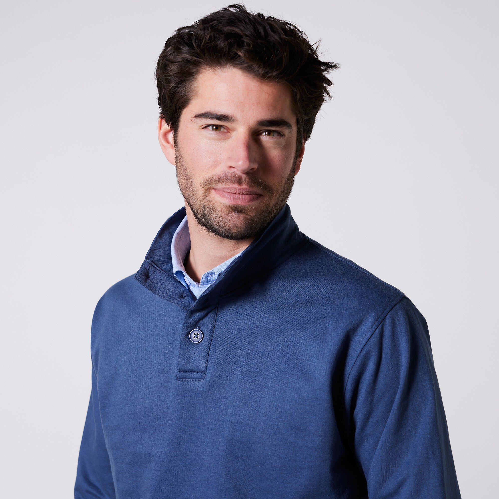 Sweat col montant boutonné en molleton