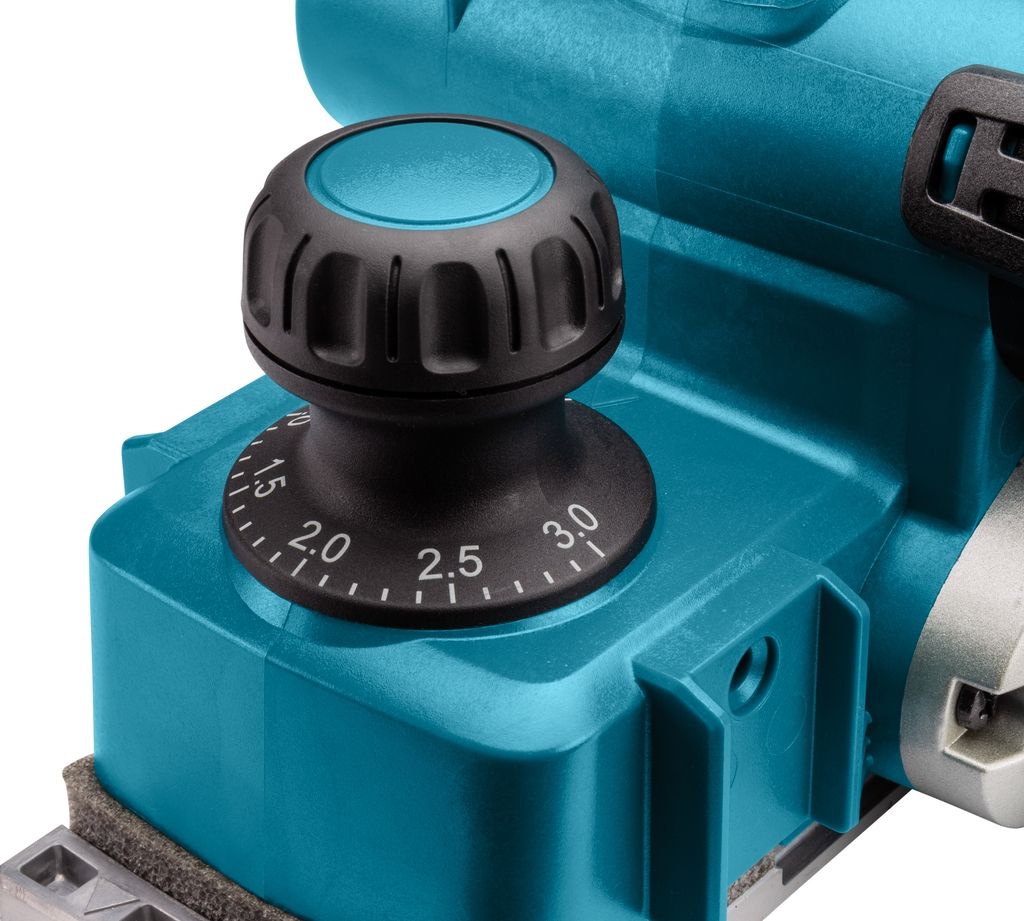 Cepilladora inalámbrica Makita DKP181ZJ de 18 V sin baterías ni cargador.