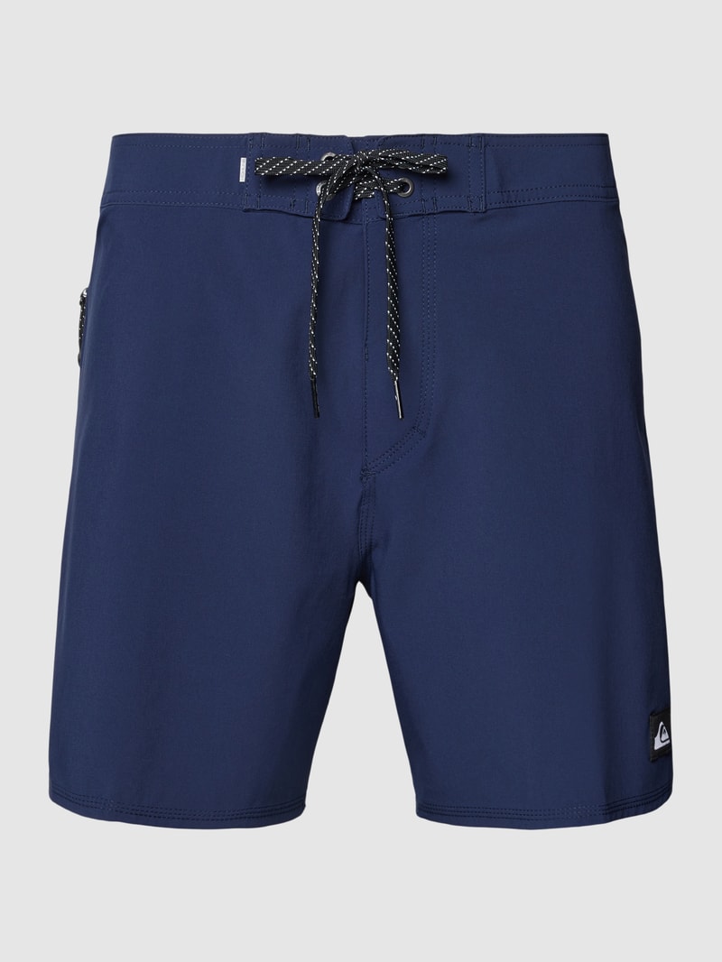 Badehose mit Label-Patch Modell 'KAIMANA' in dunkelblau