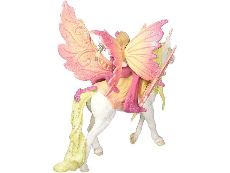 Fée Feya et une licorne ailée