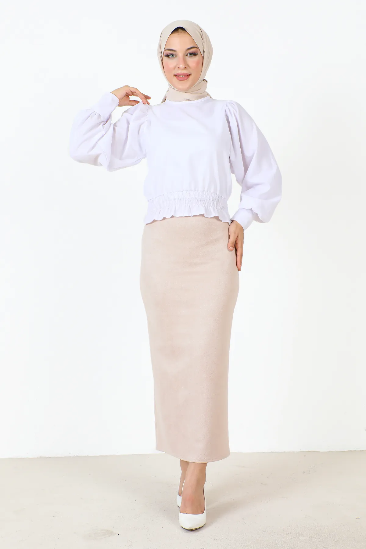 Tesettür Dünyası  Wildleder-Bleistiftrock TSD0034 Beige