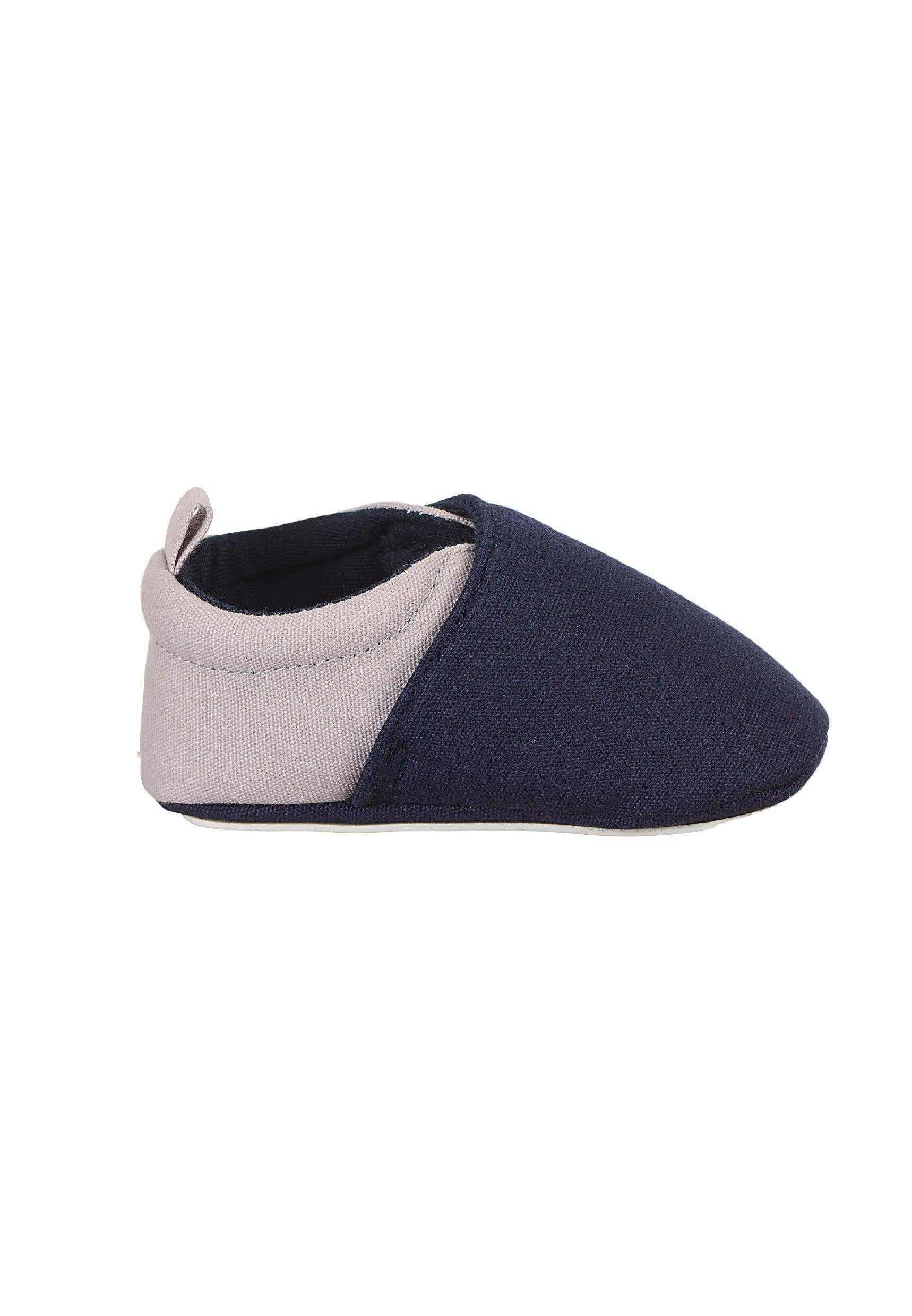 Baby Krabbelschuh aus Canvas mit Applikation Stern