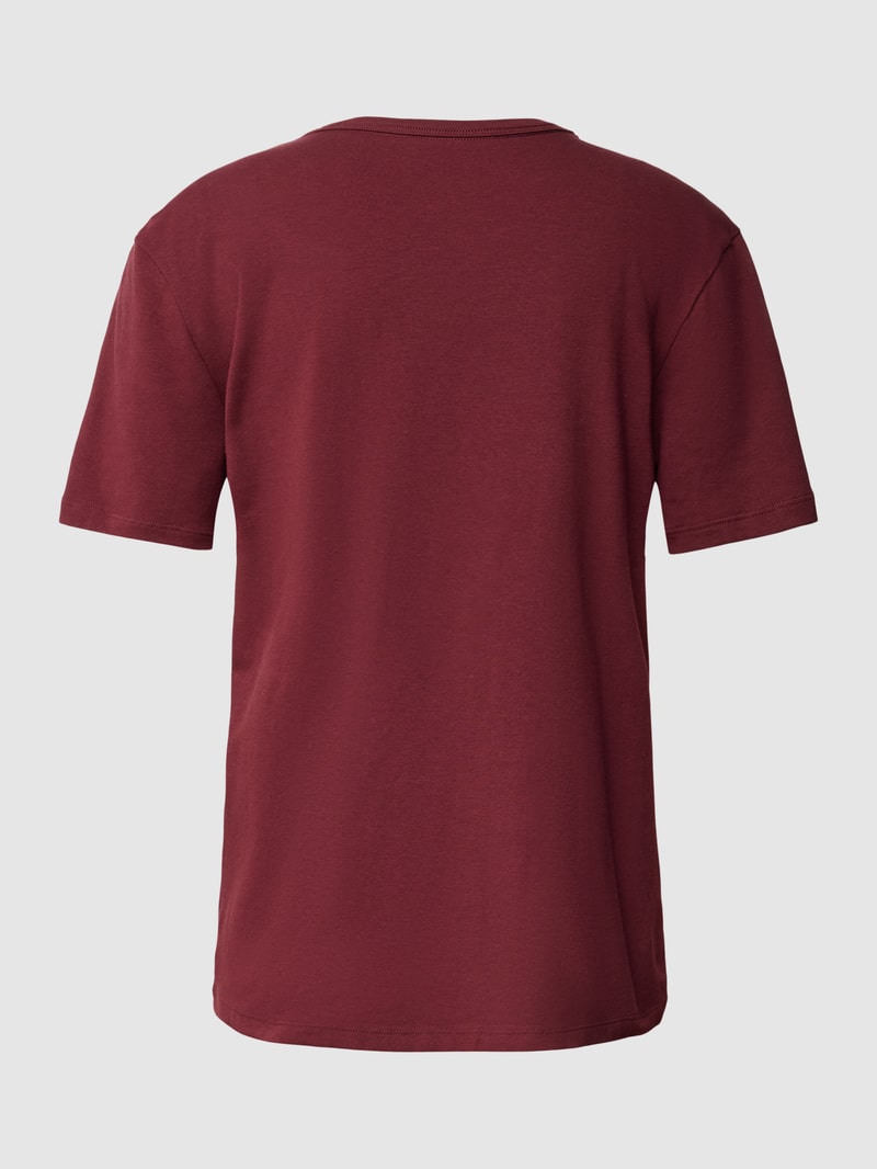 Pyjama-Oberteil mit Label-Stitching in bordeaux rot