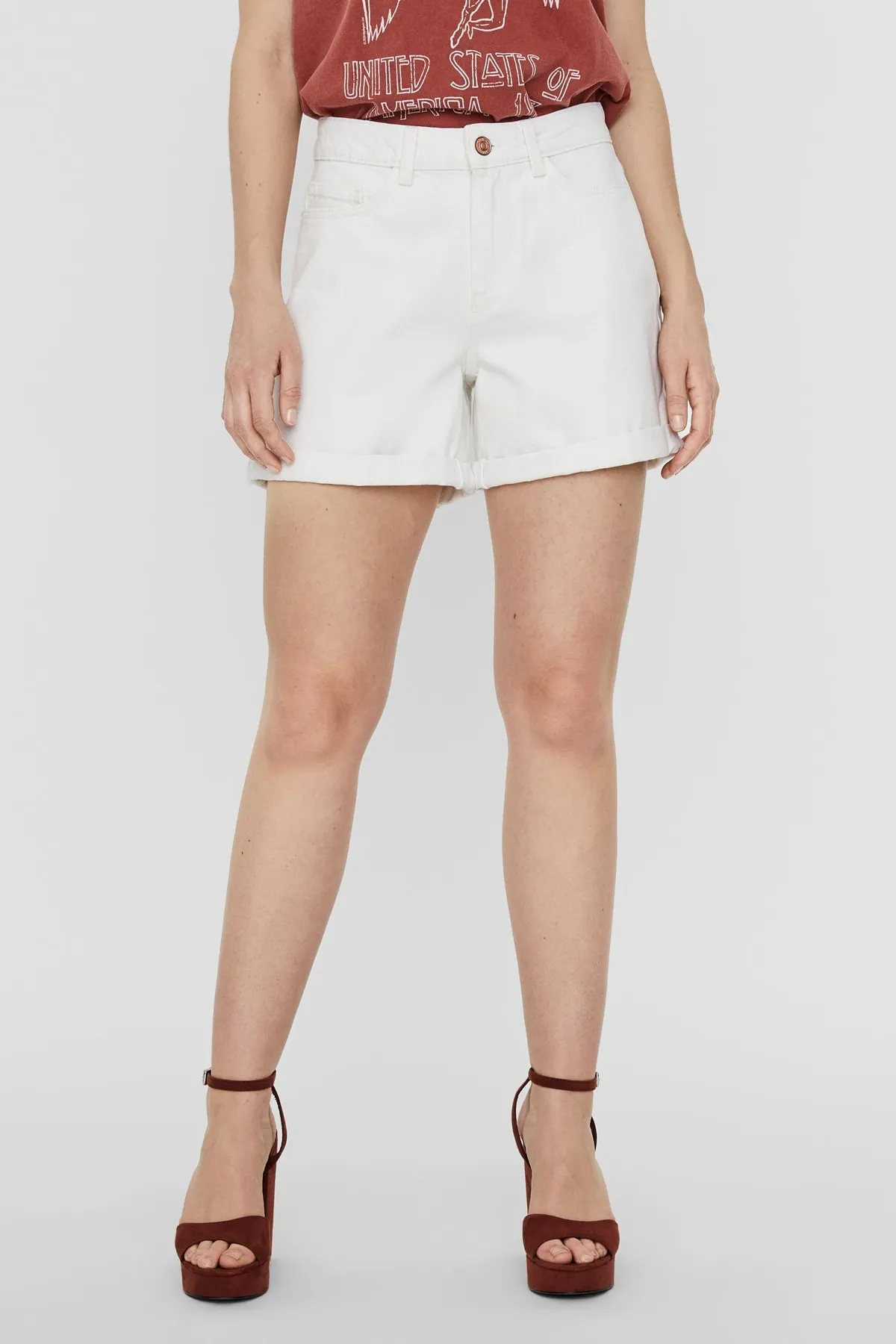 Noisy May  Shorts - Weiß - Mittlerer Bund
