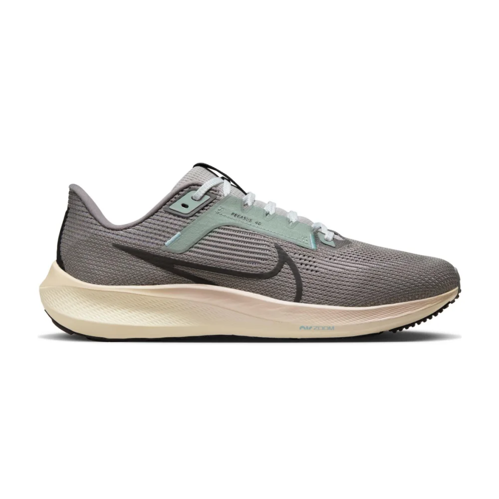 Nike Pegasus 40 Premium Air Zoom FN7498-012 / grau