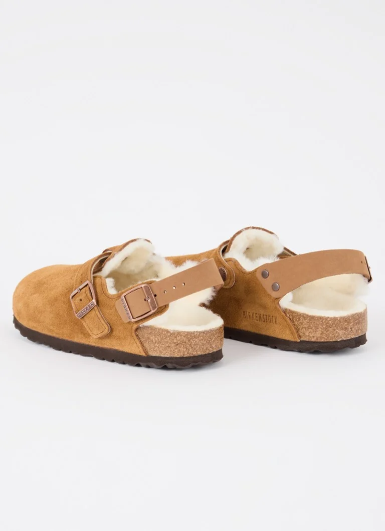 Sandalele Birkenstock Tokyo ridică ștacheta.