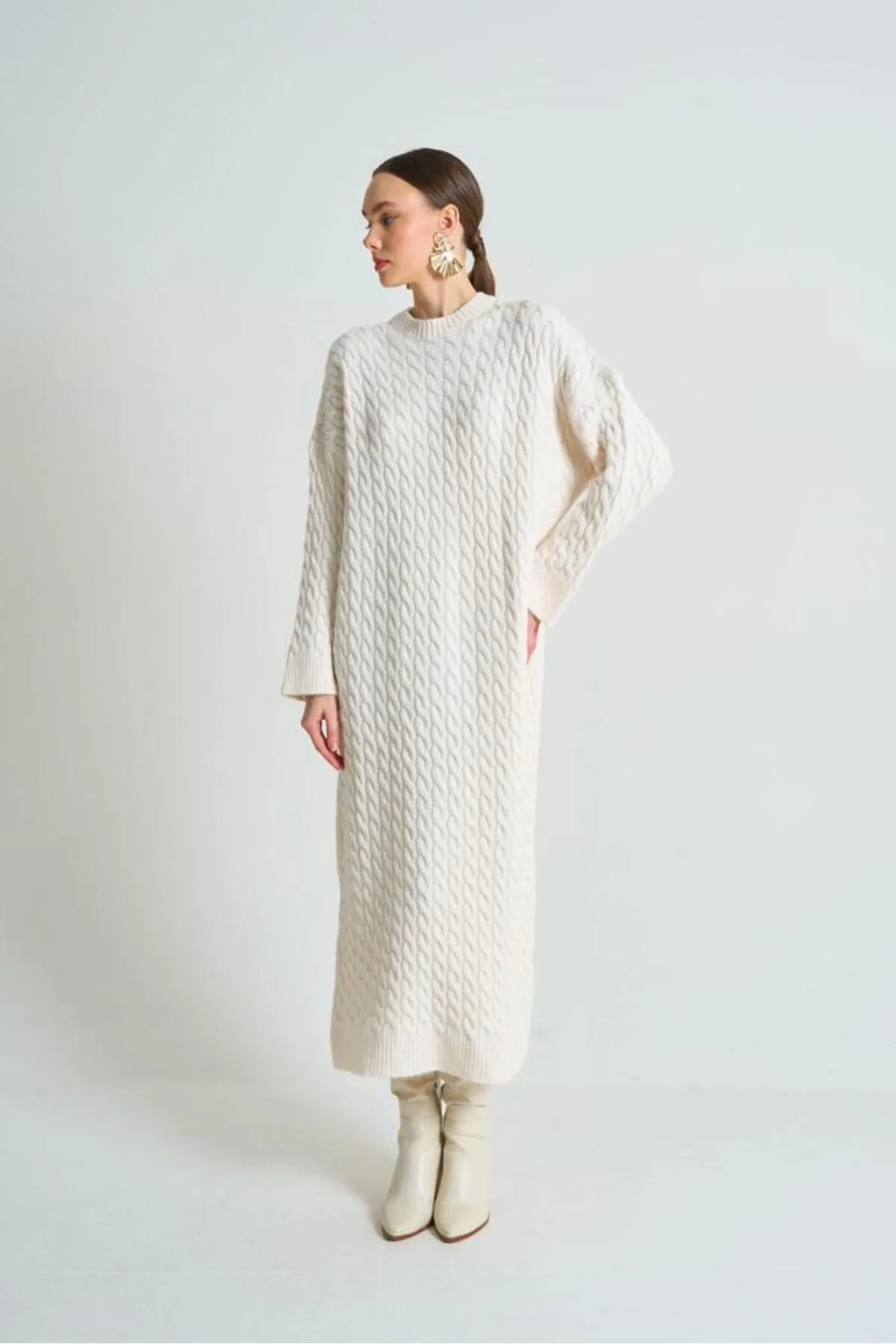 Laluvia  Cremefarbenes, gestricktes, dickes Strickkleid
