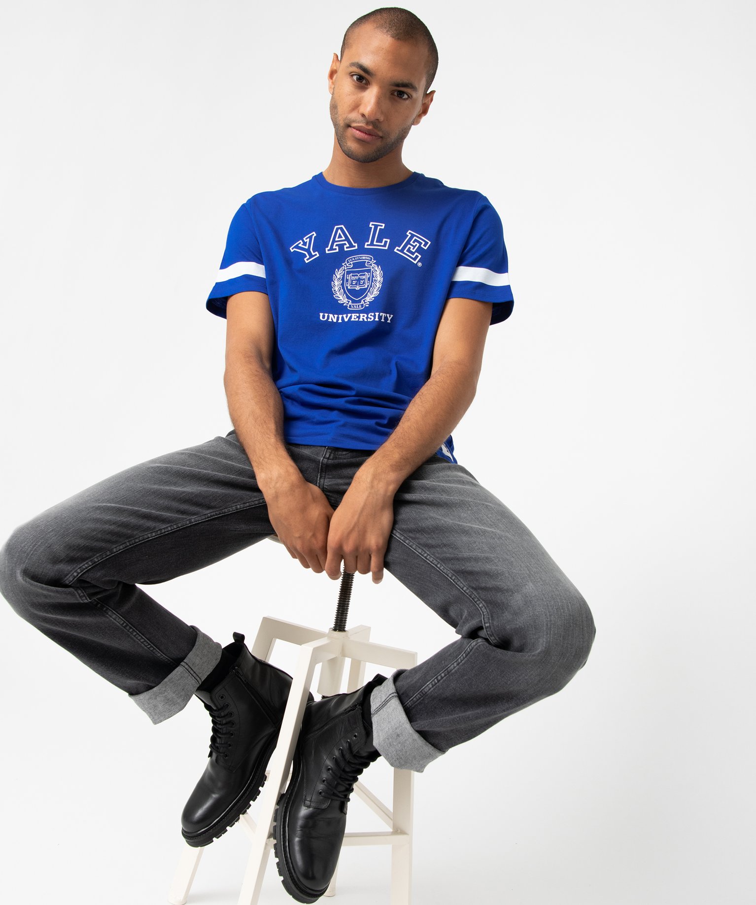 Tee-shirt homme à manches courtes avec inscriptions - Yale gris clair | GEMO