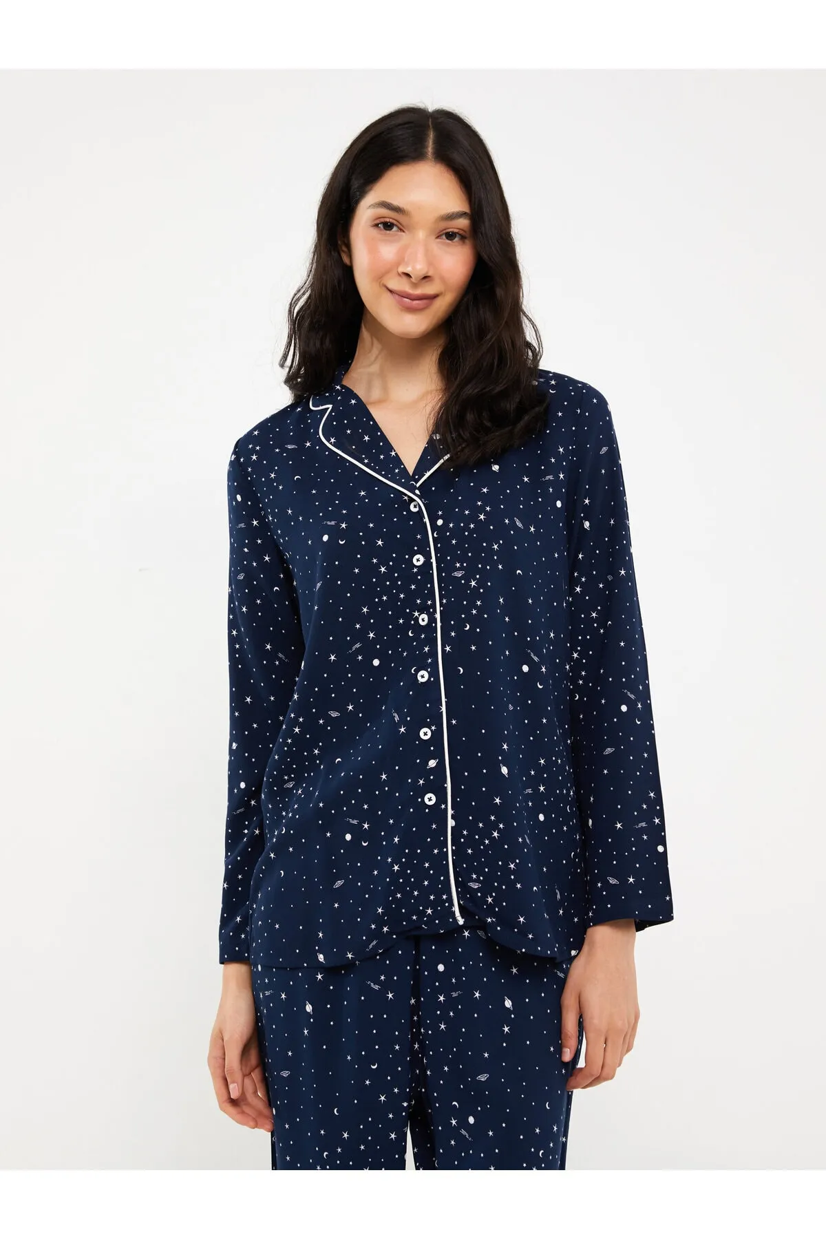 LC Waikiki  Gemustertes, langärmliges Damen-Pyjama-Set mit Hemdkragen