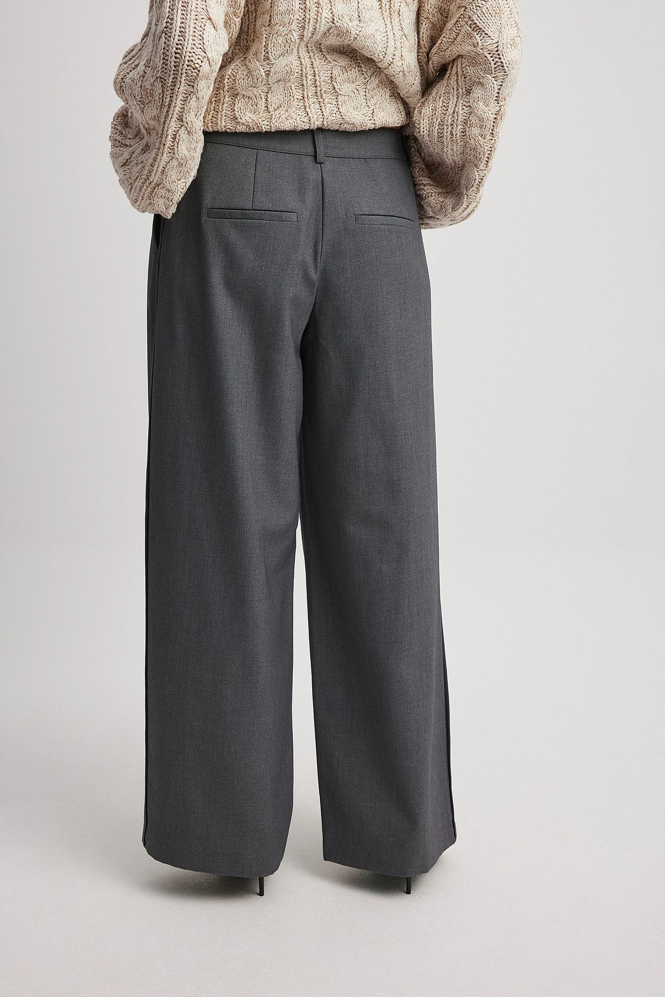 Anzughose mit mittlerer Taille