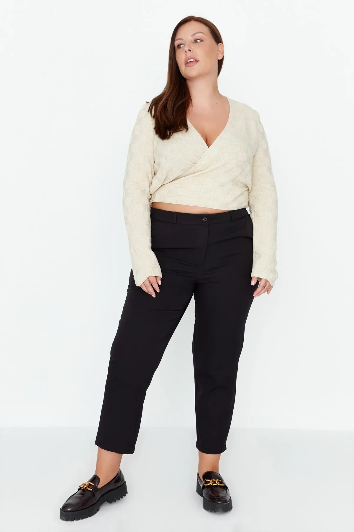 Trendyol Curve  Schwarze gewebte Hose TBBAW23AR00020