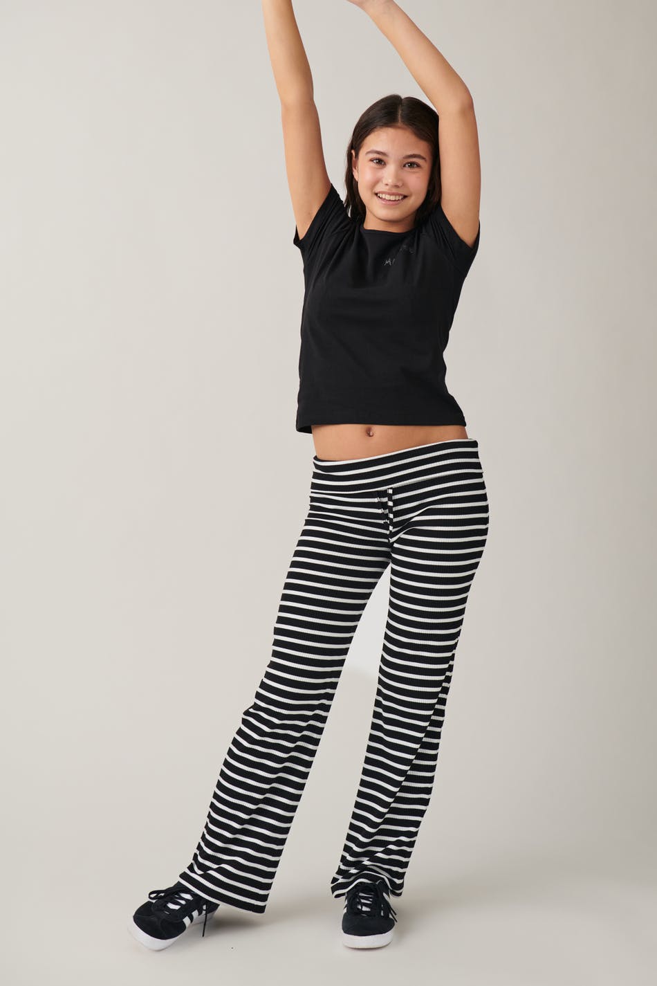 Y wide yoga pants