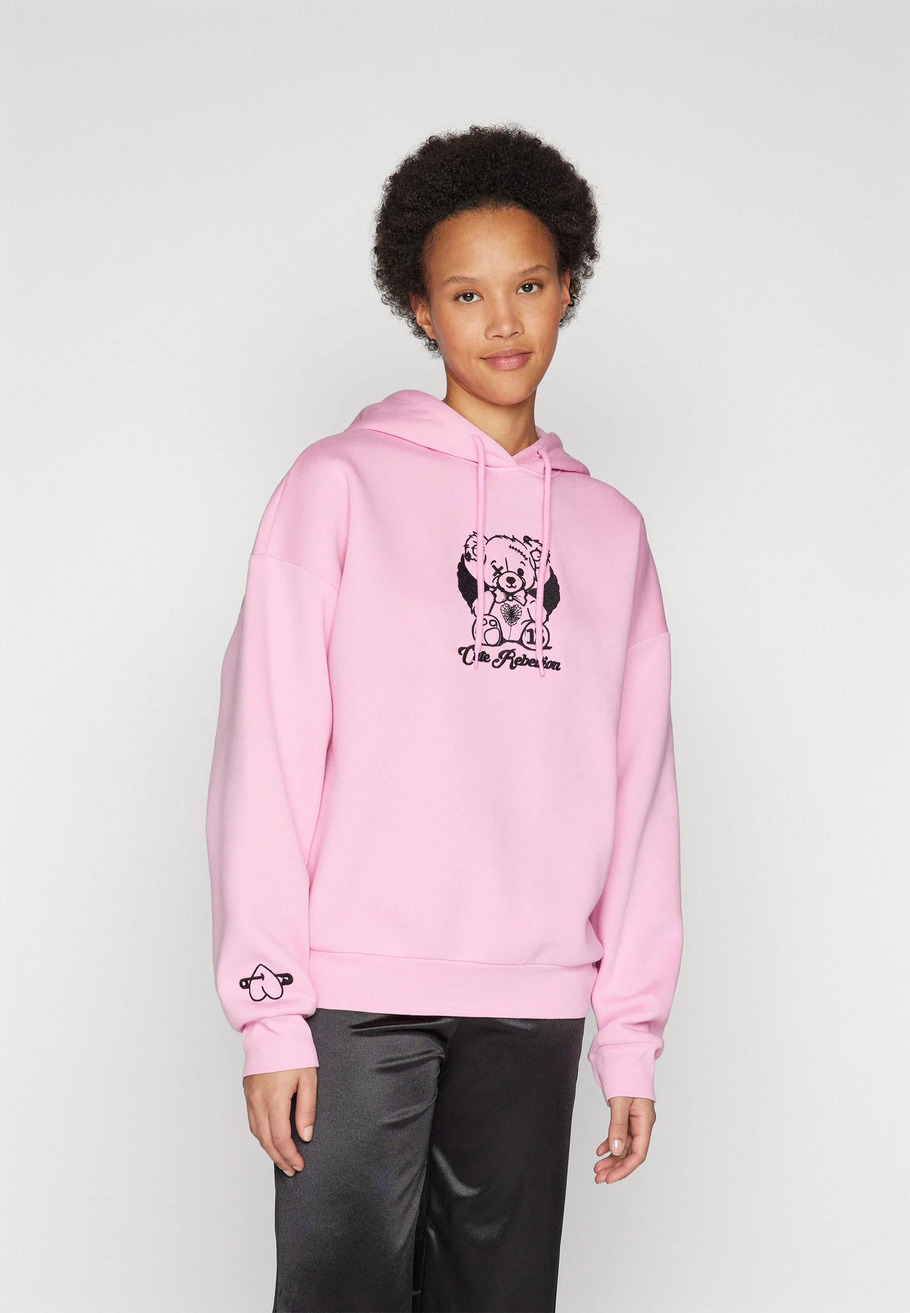 Sudadera con capucha extragrande de osito de peluche grunge Even&Odd Cora - Sudadera