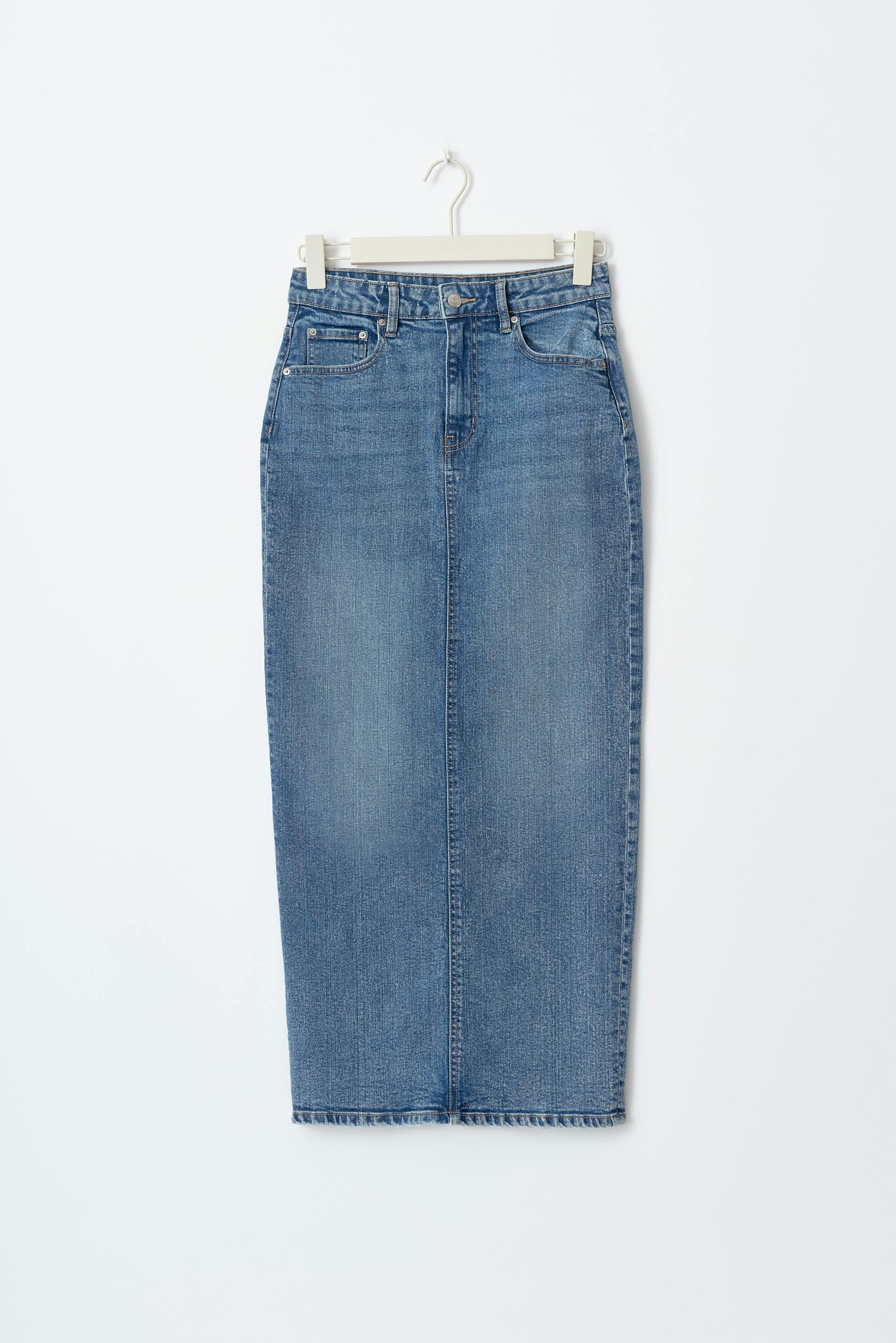 Column denim skirt