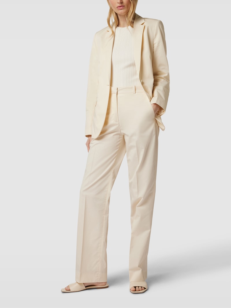 Blazer mit Pattentaschen in offwhite