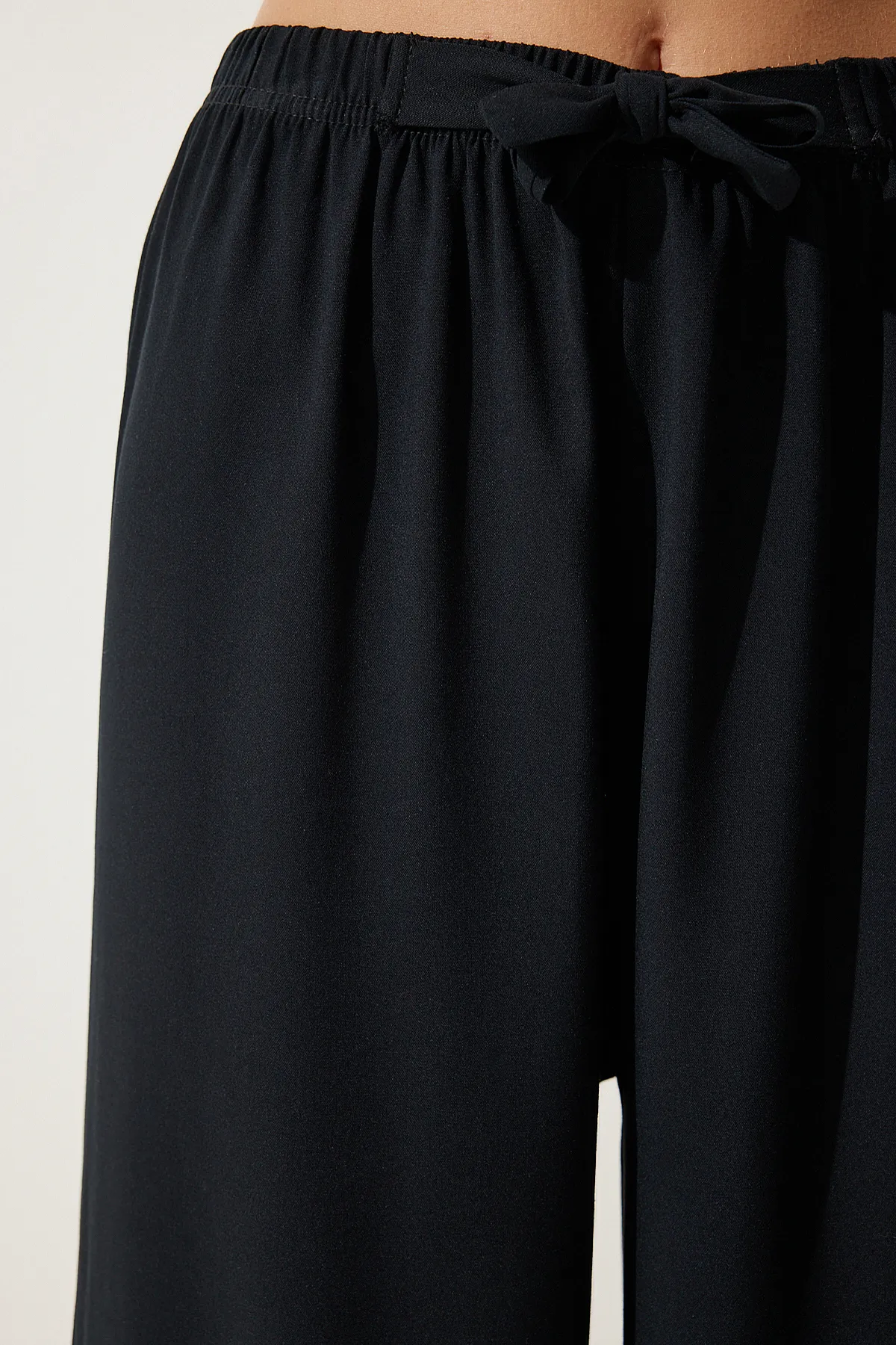 Happiness İstanbul  Schwarze Palazzo-Hose aus Viskose für Damen EN00610