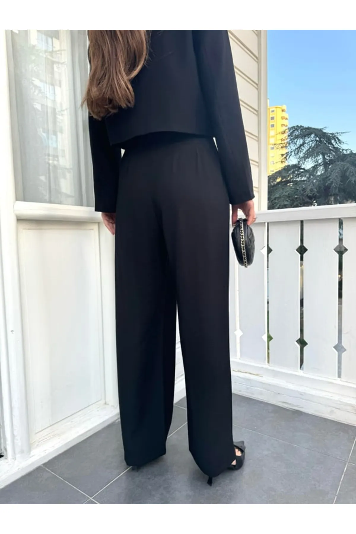 My Blog  Schwarzes zweireihiges Set aus kurzer Jacke und Hose für Damen