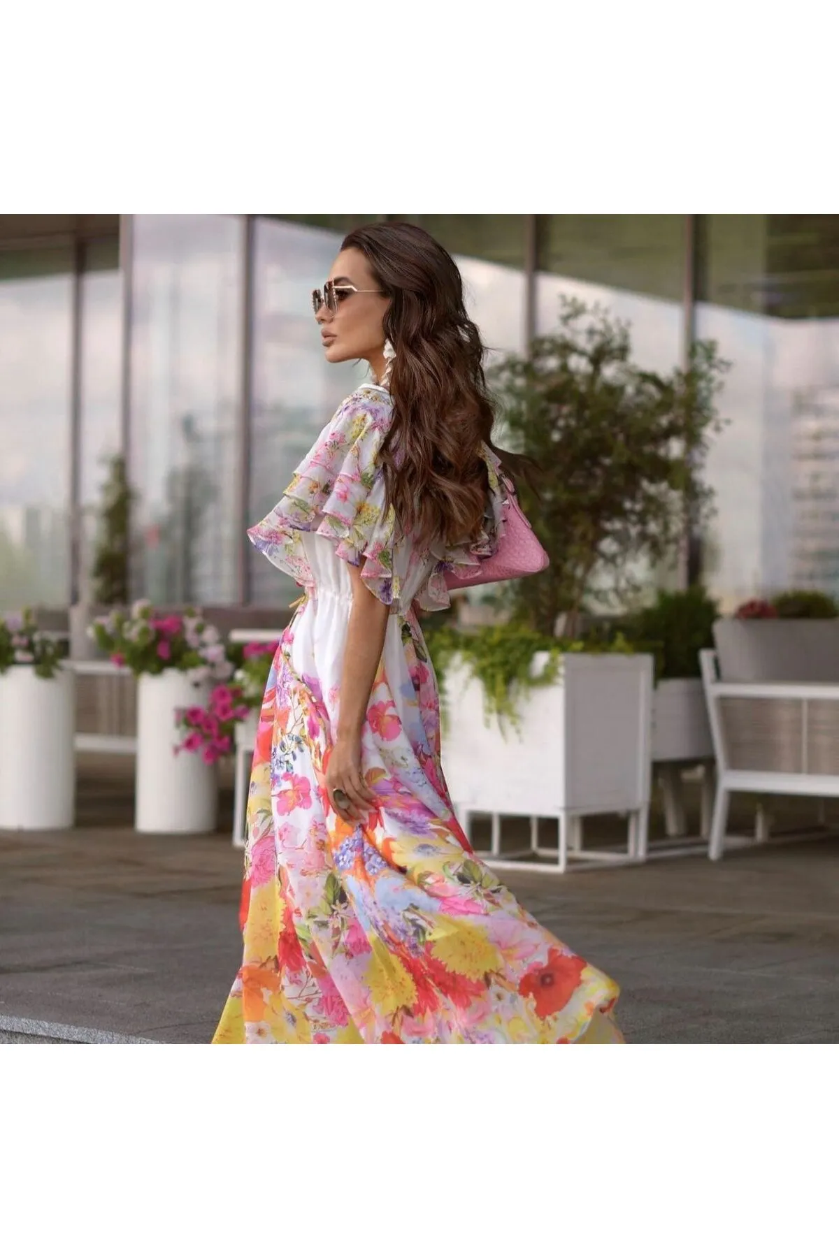 BİKELİFE  Chiffonkleid mit Blumenmuster für Damen, Bindegürtel in der Taille und Rüschendetail