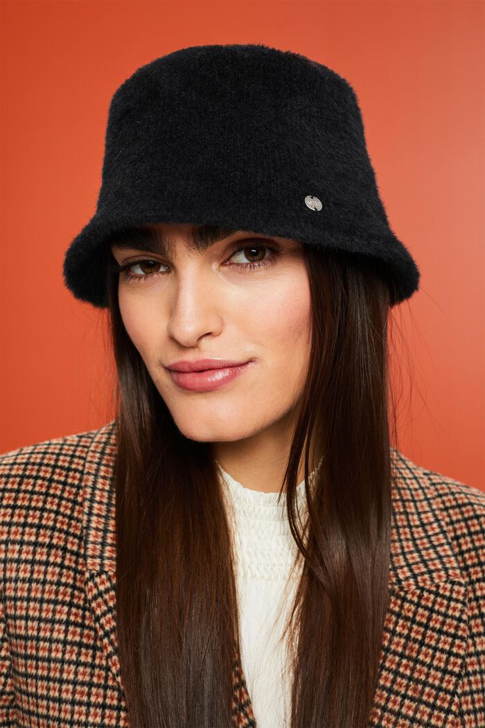 Bucket Hat aus Strick