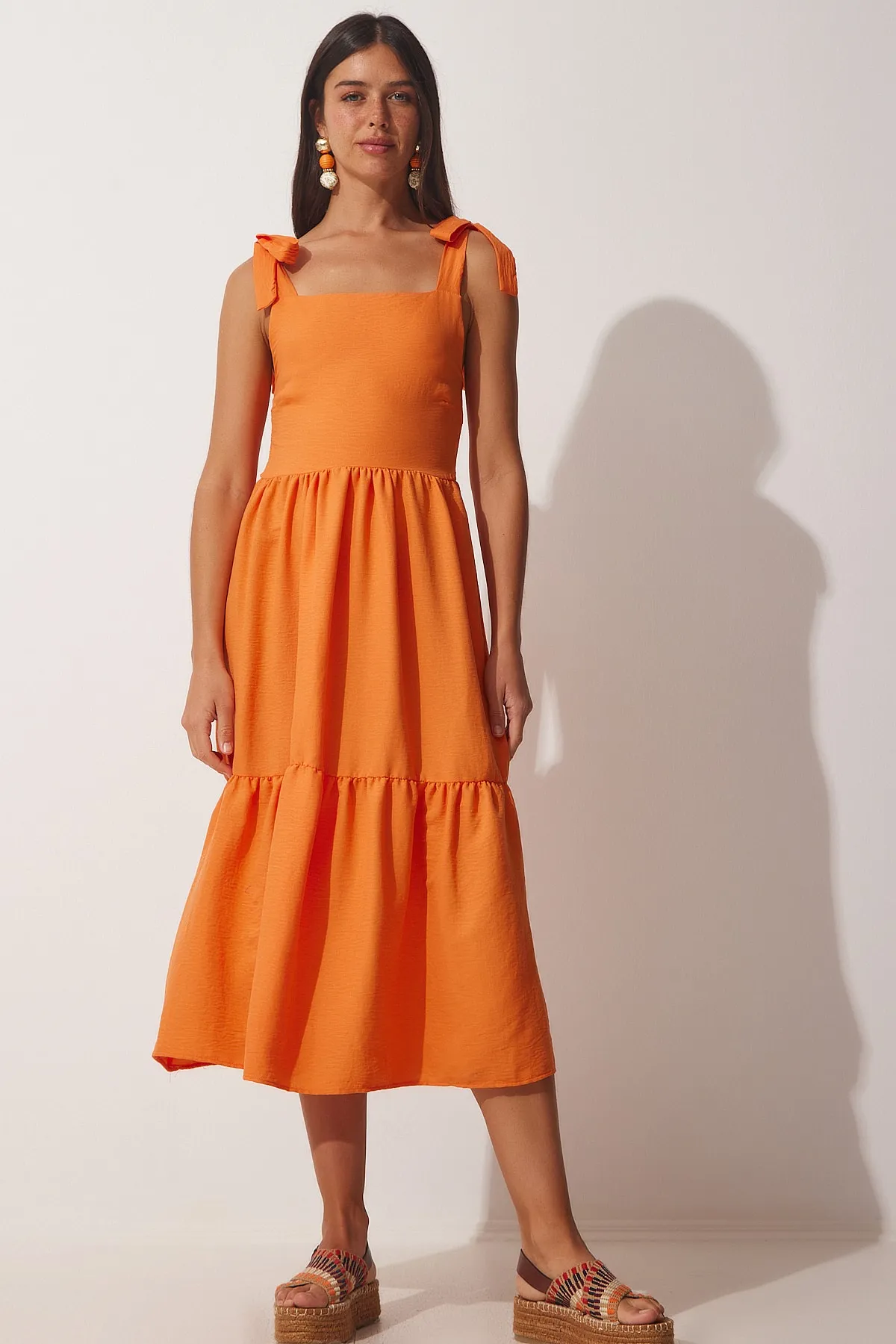 Happiness İstanbul  Orangefarbenes Sommer-Popeline-Trägerkleid für Damen ZH00030