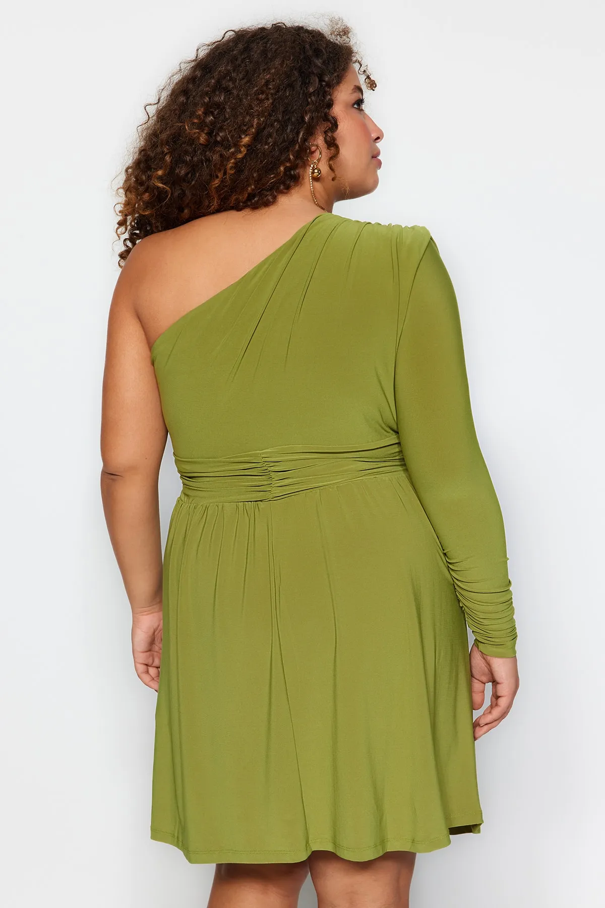 Trendyol Curve  Hellgrünes, einärmliges langes Strickkleid mit Taillenöffnung TBBSS23AH00258
