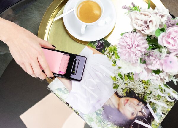 Lotta Power SoftCase Kartenhalter für Smartphones Grey + Rose Bundle (2er Set) Smartphoneaccessoire