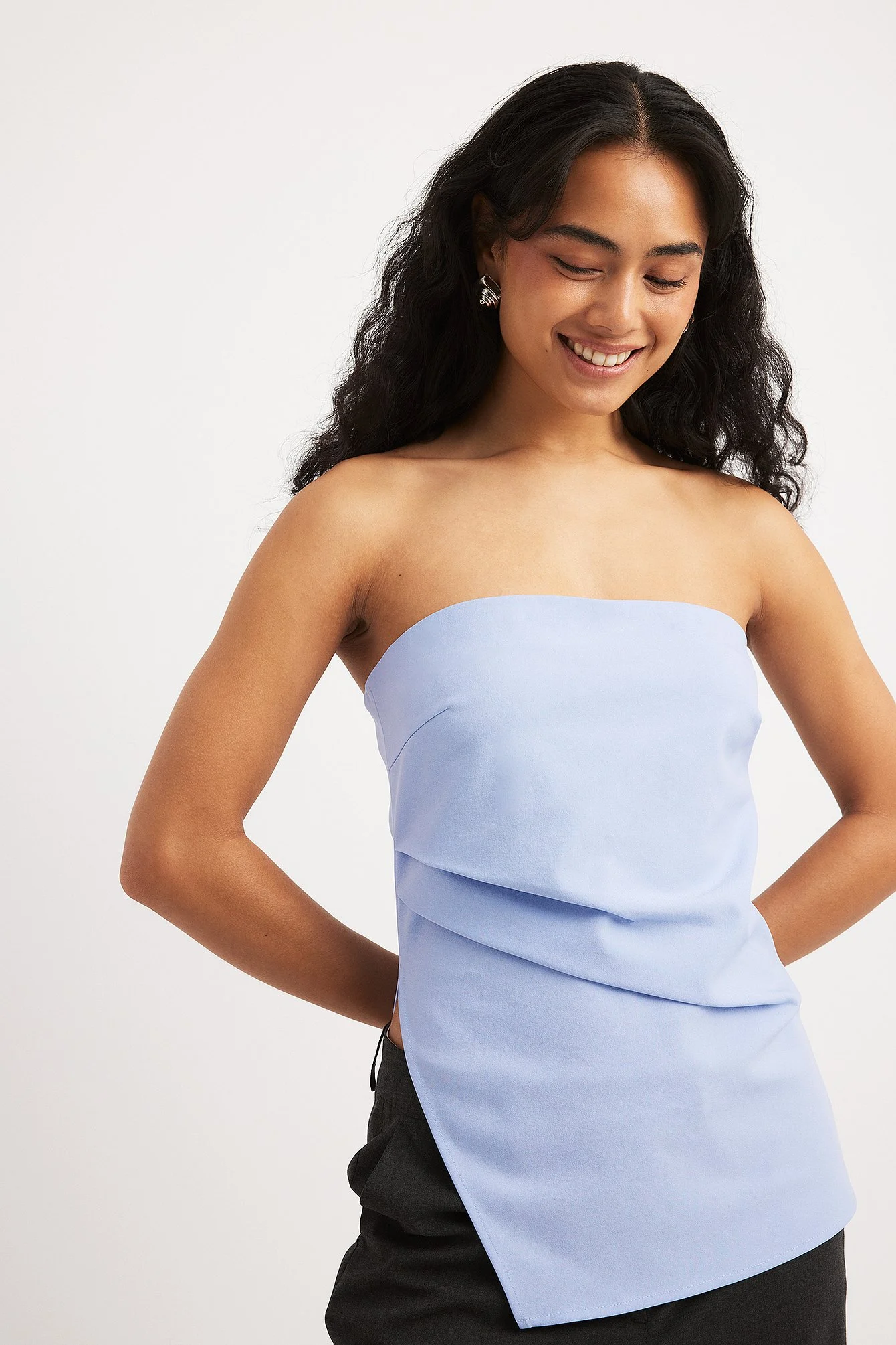 Asymmetrisches Bandeau-Oberteil